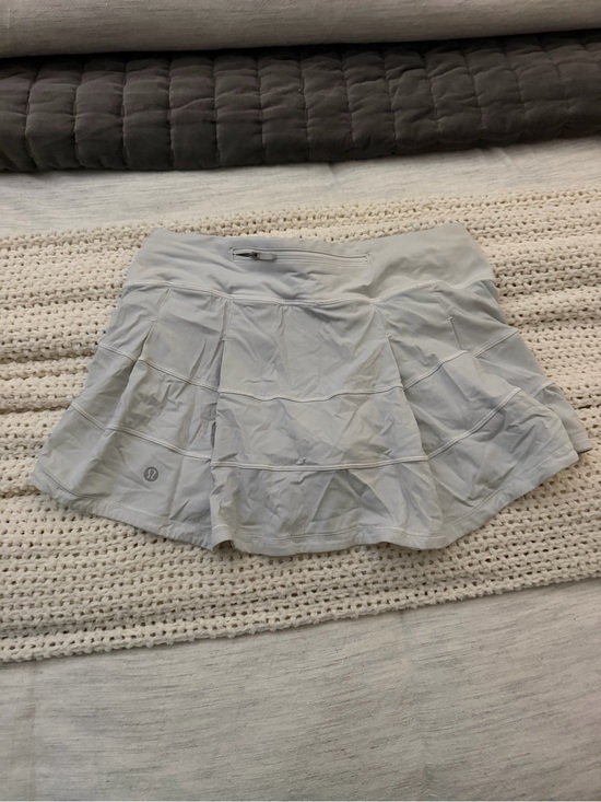 lululemon athletica Dresses & Skirts - lululemon athletica Women's White Skirt with Zip Pocket